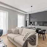 Space And Comfort Under The Sun